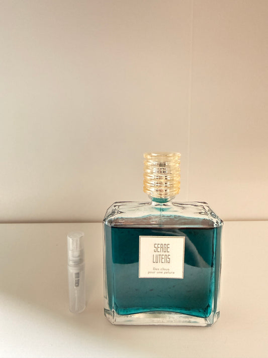Serge Lutens Des clous pour une pelure